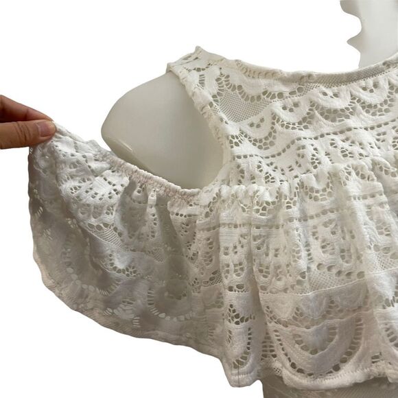 Lilly Pulitzer Lyra Top size XS resort white scalloped stripe lace cold shoulder - Picture 4 of 12